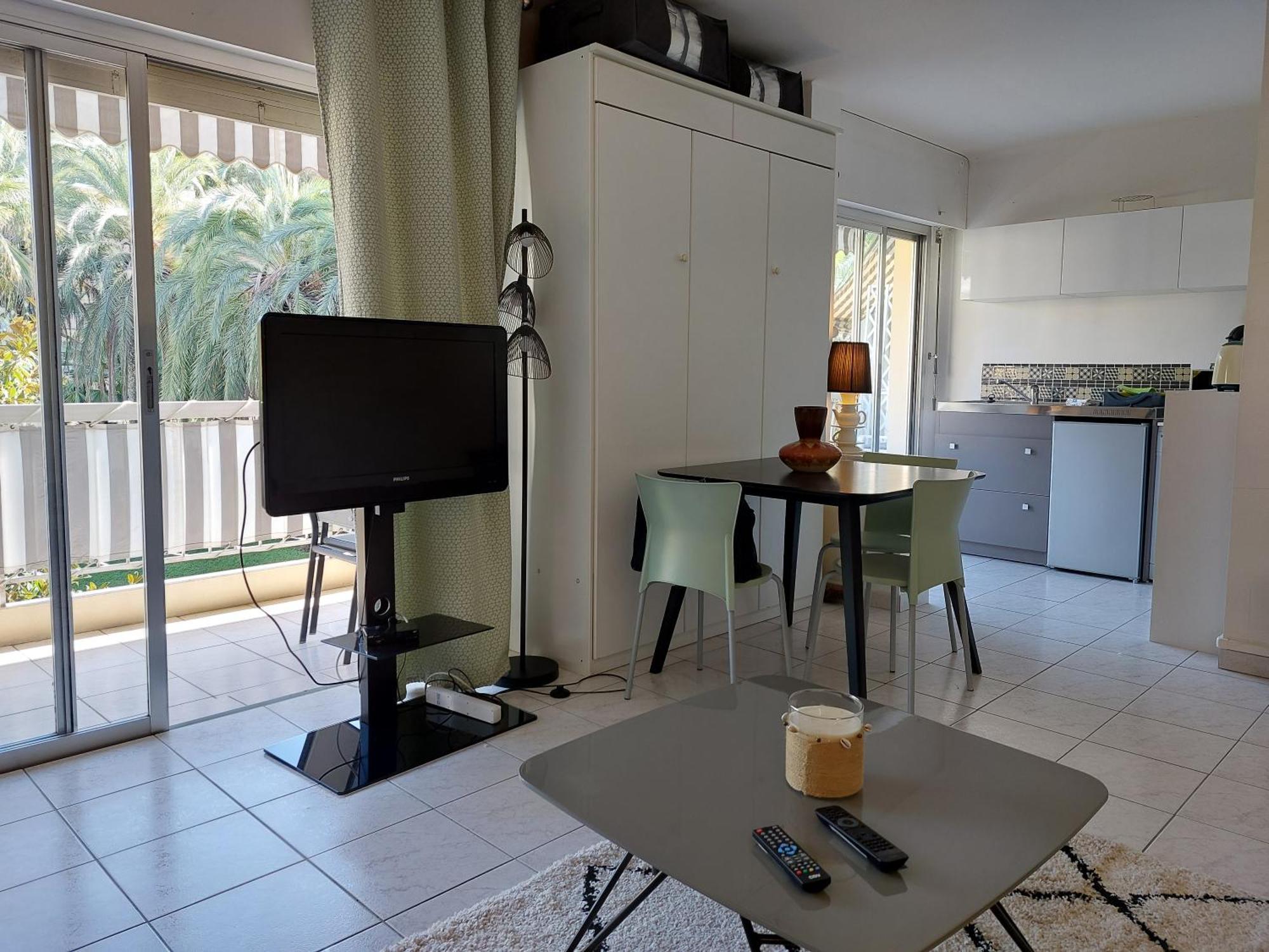 Studio Montrose Cannes - Axelle Loc'Appart Bagian luar foto